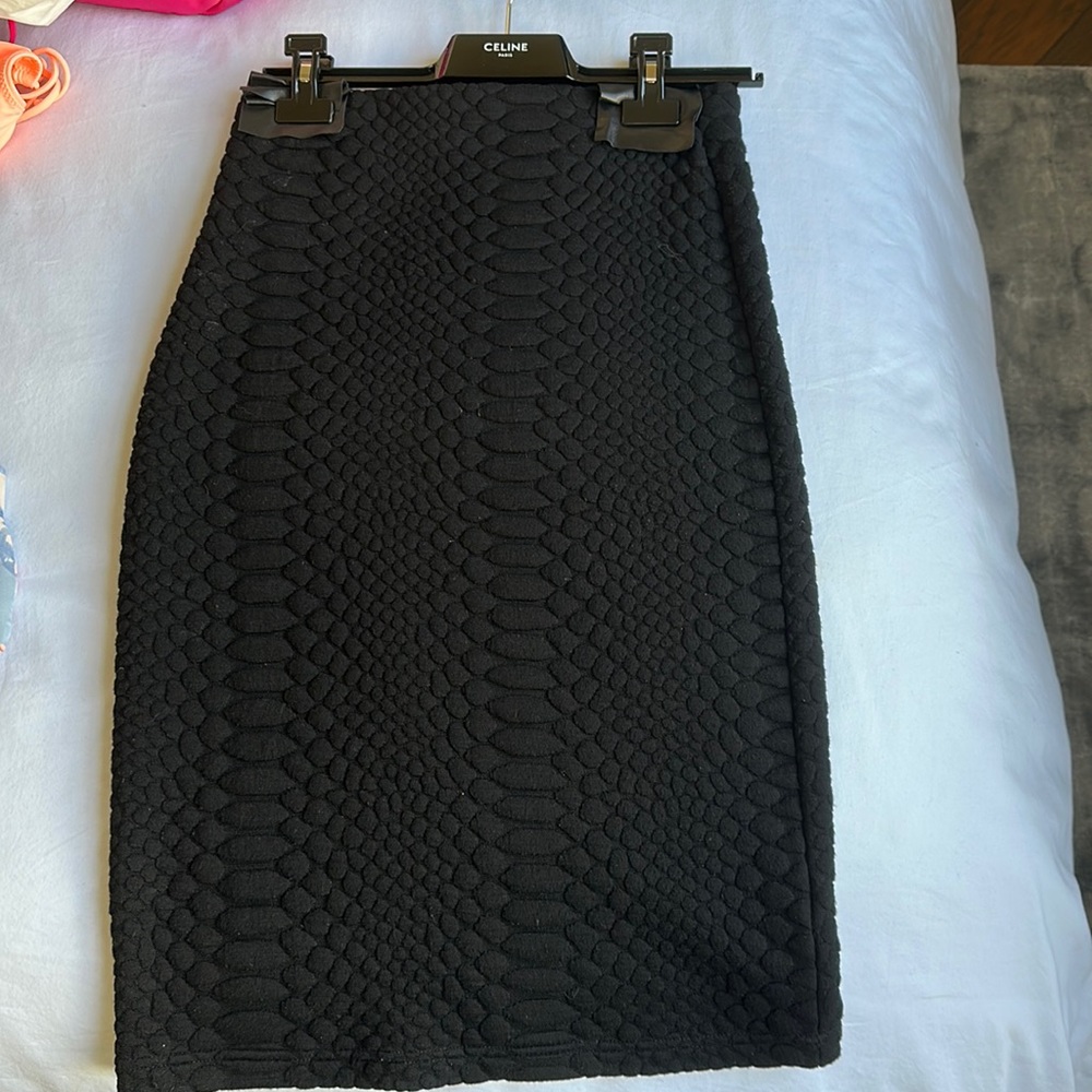 My Tribe Embossed Pencil Skirt Size Small
